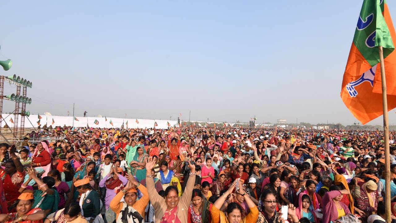 PM Shri Narendra Modi addresses Parivartan Rally  in New Moradabad, Uttar Pradesh : 03.12.2016