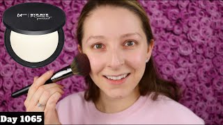 It Cosmetics Bye Bye Pores Pressed Translucent Setting Powder Review