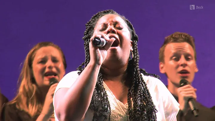 Sarah Hodges - Faith - Live at Berklee Valencia Ca...