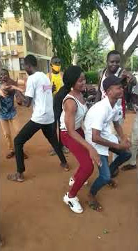 Danse traditionnelle Ifè ( goumbé)