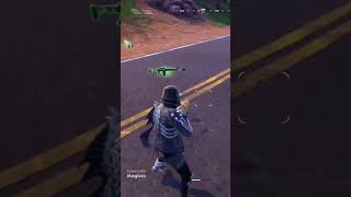 New Skull trooper Skin Looks Tuff!