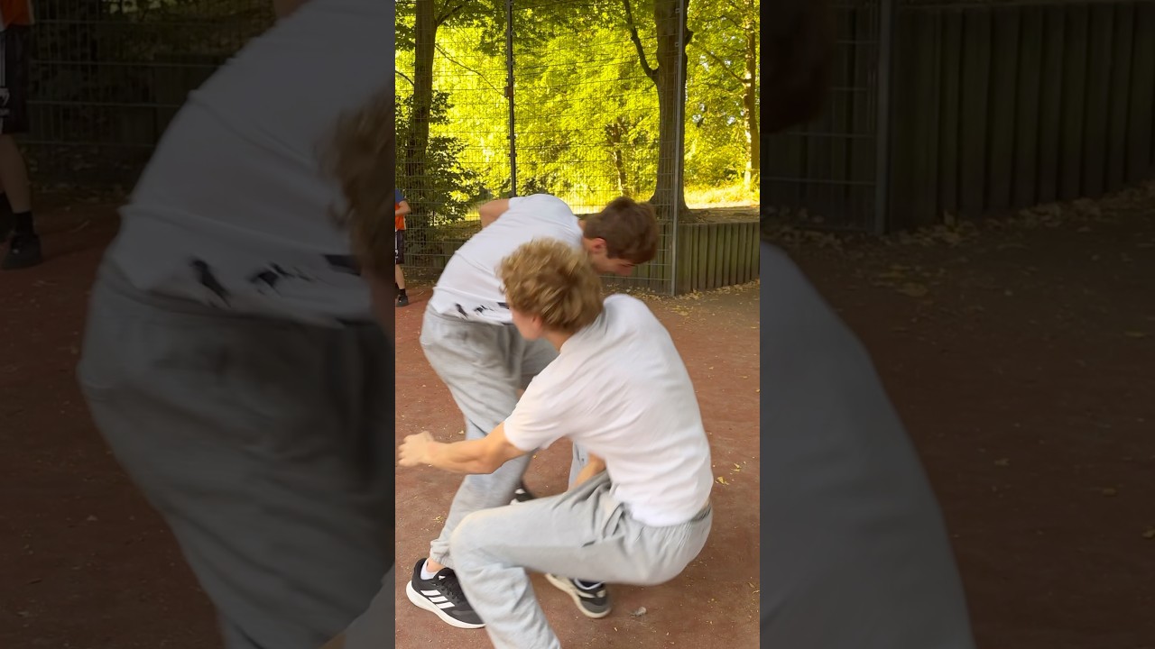 Ringen: vom Rumreißer zum Beinangriff im Kampfsport. Arm Drag to single leg 