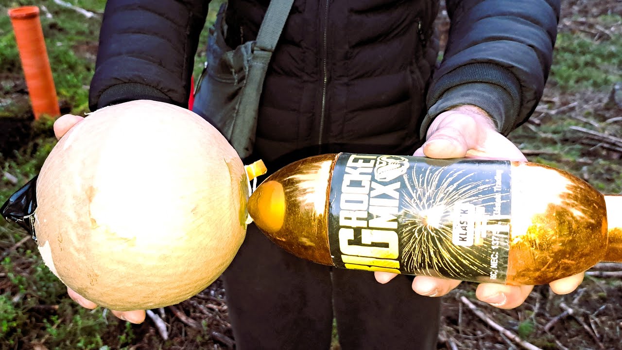 Fireworks Compilation Monster Shells XXL Rockets Mega Firecracker TheOftlerer Spezial