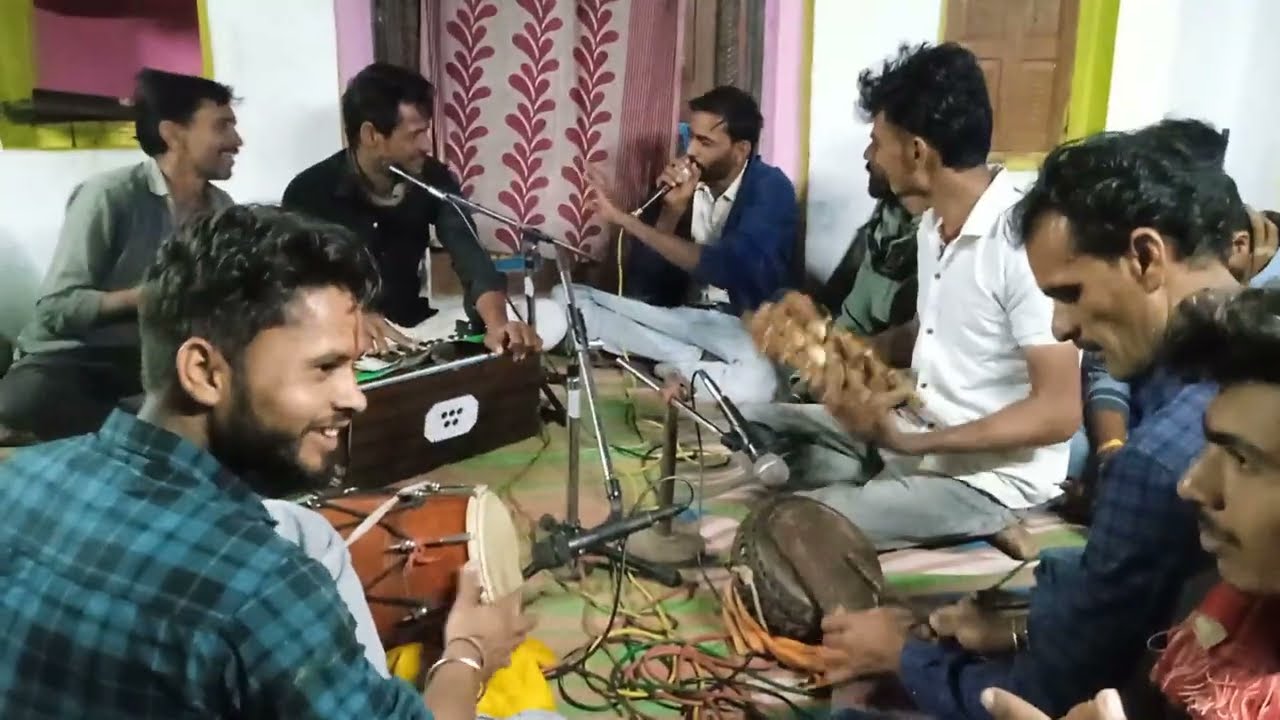 भौंरा बनकर मज़ा उड़ा ले कृतांन् मंडली पिपालिया कार्यक्रम  करवाने के लिए संपर्क करें 7617235365 