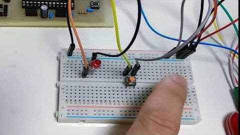 Change notice interrupt on PIC32MX