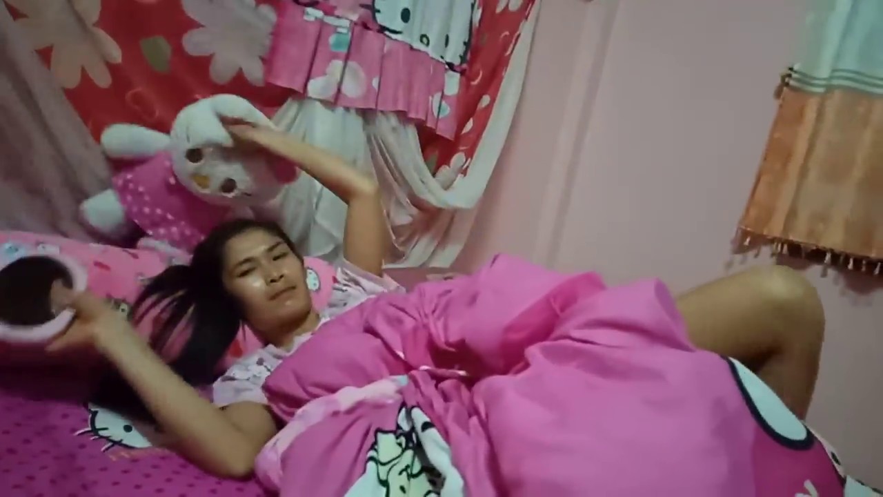 รีบดูก่อนโดนลบ!! วุ้นเส้นงอแงกับชุดนอนคิตตี้