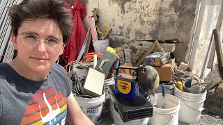 Random Bits 0338: A retiring landlord gives he his hoard of supplies!