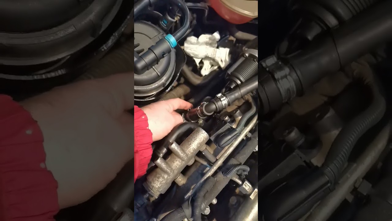 Neispravan motoric za klapne usisne grane zbog kojeg crkava osigurac.