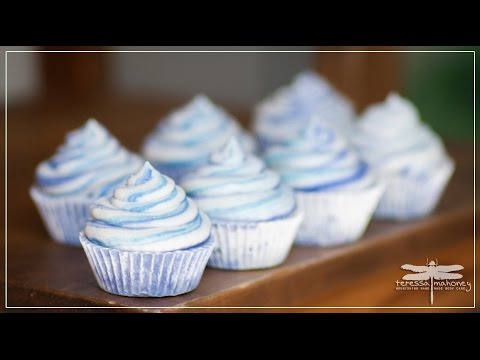 Making Cherry Almond Cupcake Soap
