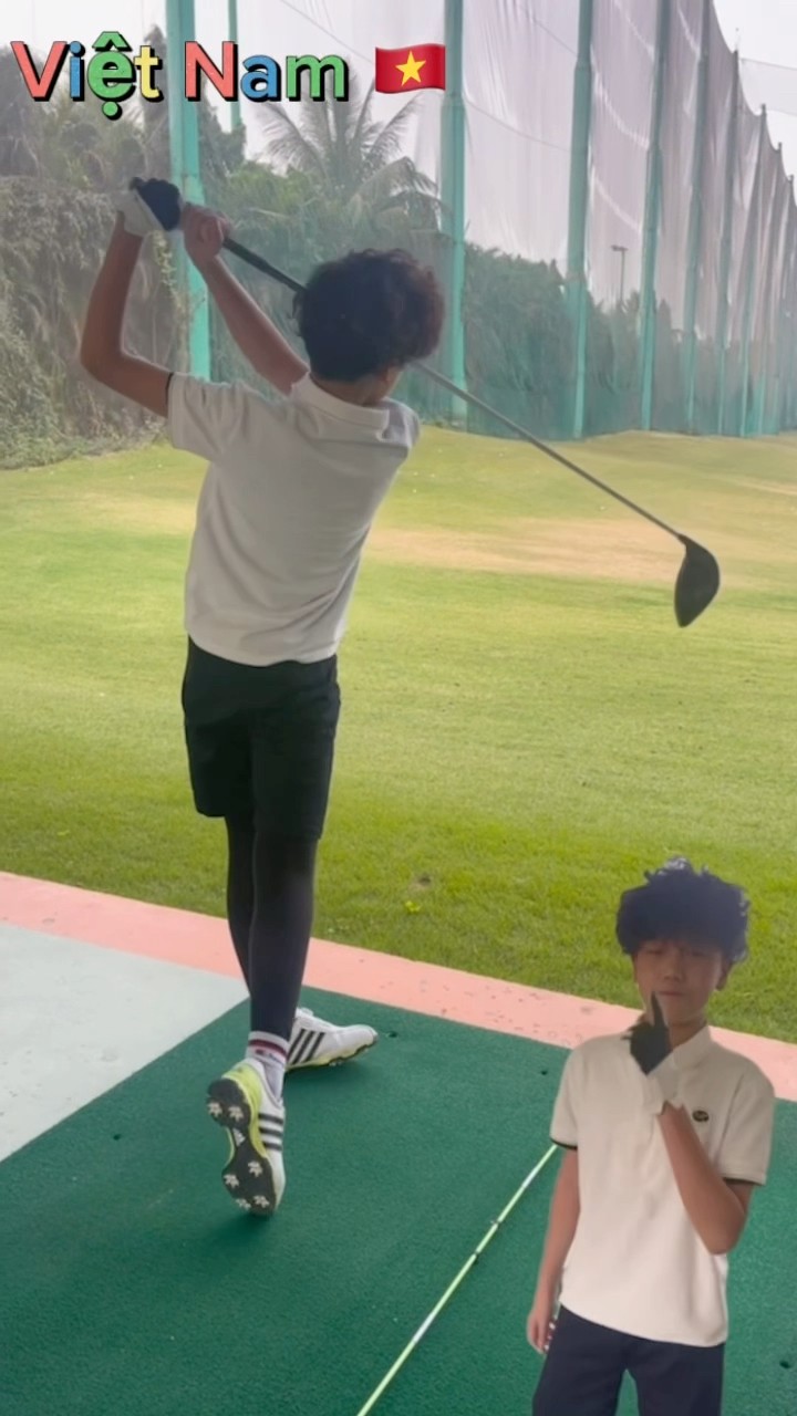 (Golf familyVN) một cú phát bóng từ Taiwan về Việt Nam?#golf #shorts