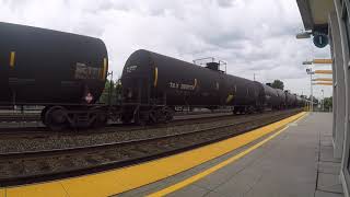 BNSF 8237 - ES44C4
