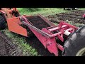 里芋収穫機