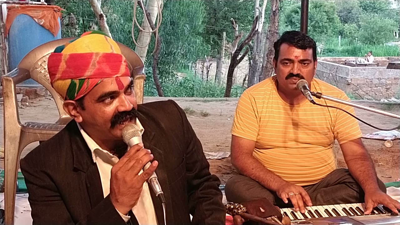 छोटा-मोटा का पगा में बाजे घुघरा पित्र भगवान का भजन गायक बुद्धि प्रकाश सैन mo n.8209726803=9887682826