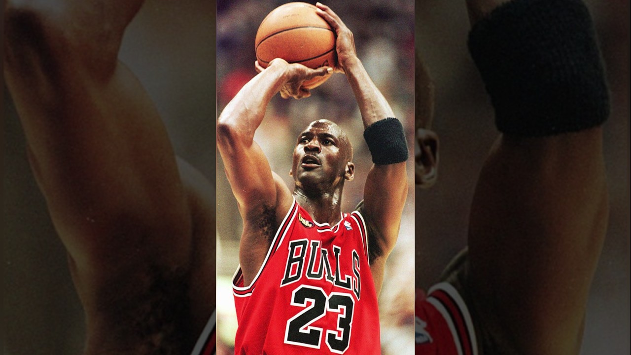 Top 5 Most ICONIC Michael Jordan Plays 🐐✨ #Shorts #nba #top5 #basketball