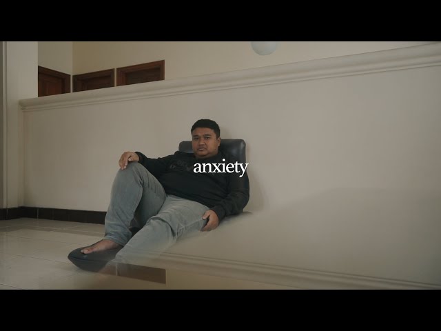 Dormate - Anxiety (Official Lyrics Video) class=