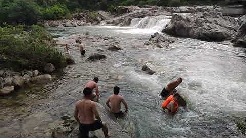 Suối Trà Bói - Trà Bồng - Quảng Ngãi