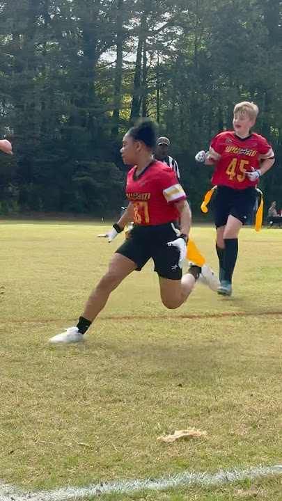 SHOULD LANI START PLAYING FOOTBALL MORE ? 🏈🔥 #shorts #sports #football