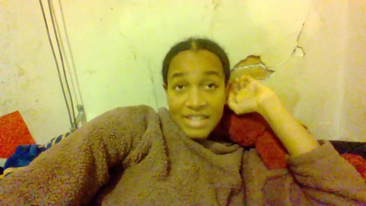 Я поддерживаю ношение платков и хиджабов (по собственному выбору, а не по принуждению).