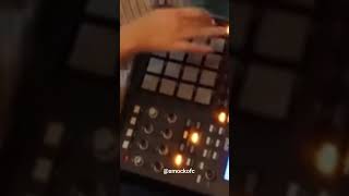 Akai mpd18 #tbt #smockdj