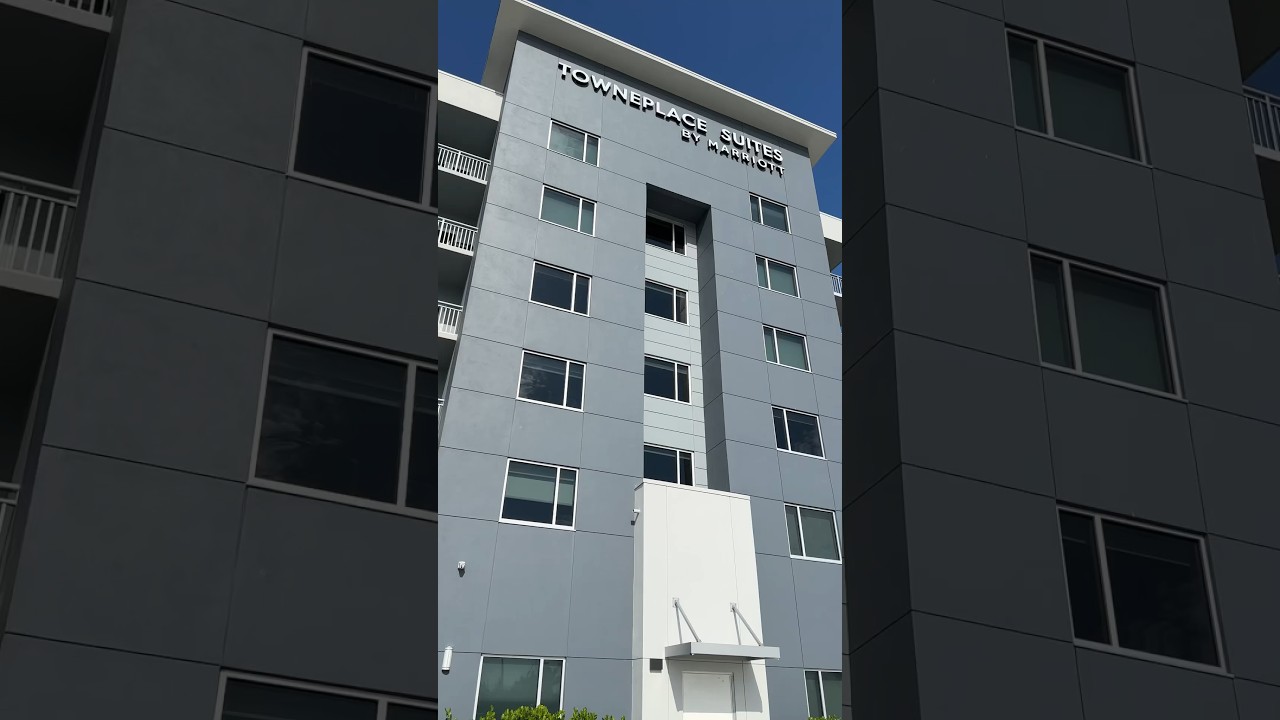 Port Canaveral Hotels. Where to stay before your cruise. #portcanaveral #royalcarribean