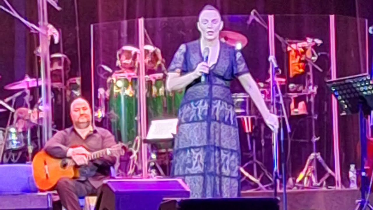 Химки. ДК Родина. Елена Ваенга - YouTube