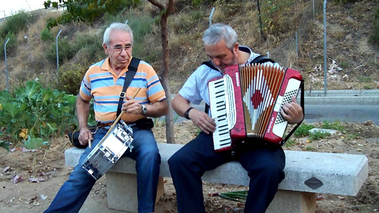 Aurelio y Melecio tocan Jotas variadas