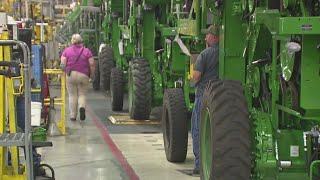 Here's a look at John Deere's Q1 earnings