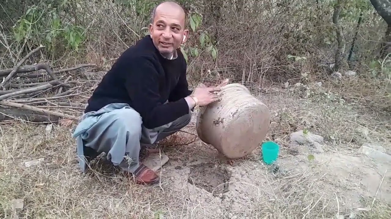 دوستوں کے ساتھ جنگل میں شنواری کڑاہی بنائے