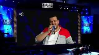 Eser Yenenler Özgü Namalın Hamile Olduğunu Ağzından Kaçırdı