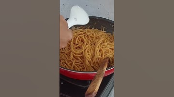 Thumbnail of buat mie lidi goreng/mie gomak yuk. enak bangets loh 😍 resep di 👇 ya