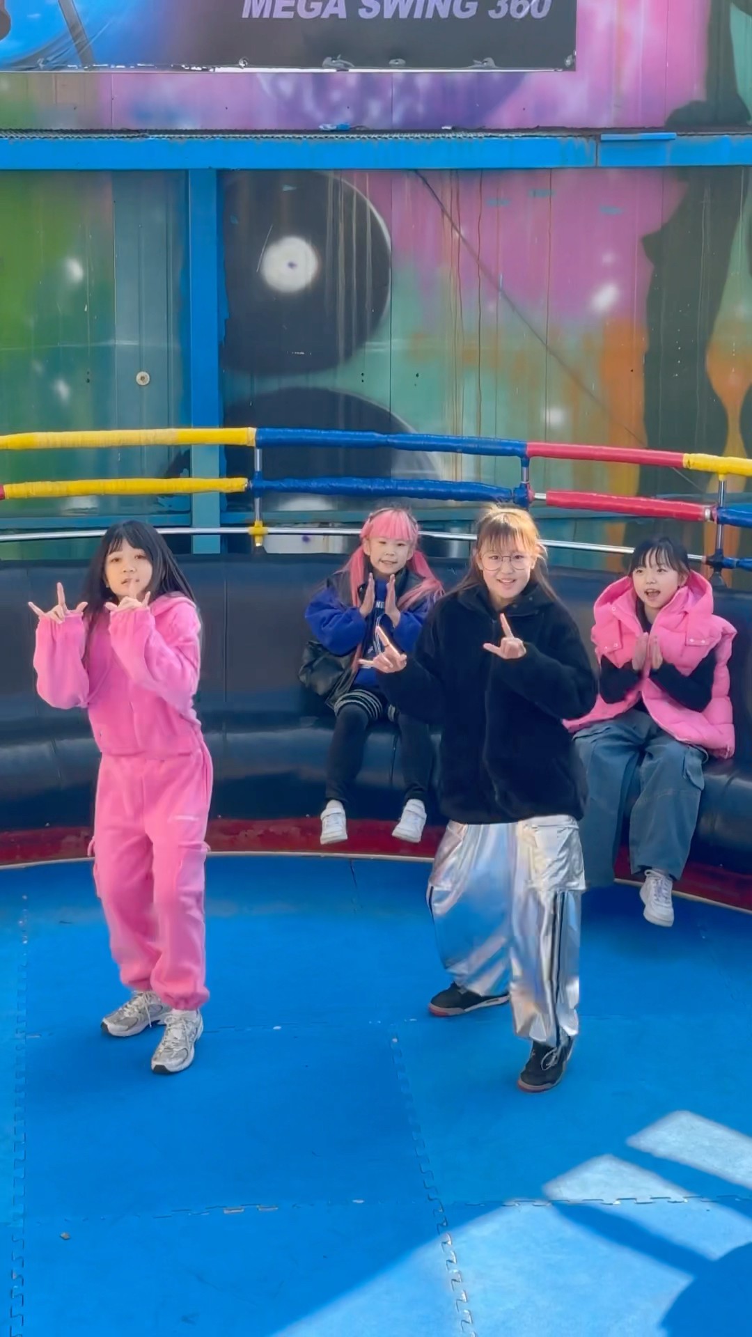 O ka ne ka se gu dance 디스코팡팡편연지나율?#춤추는곰돌 #dance #kpop #댄스 #music #mamushi #디스코팡팡 #월미도 #okanekasegu