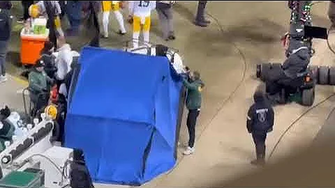 Jordan Love injury: Packers QB knocked out vs Bears with a concussion