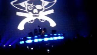 Tiesto - He&#39;s A Pirate