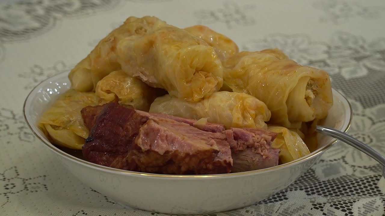 Dél-Bánát ízei – Töltött káposzta füstölt szalonnával