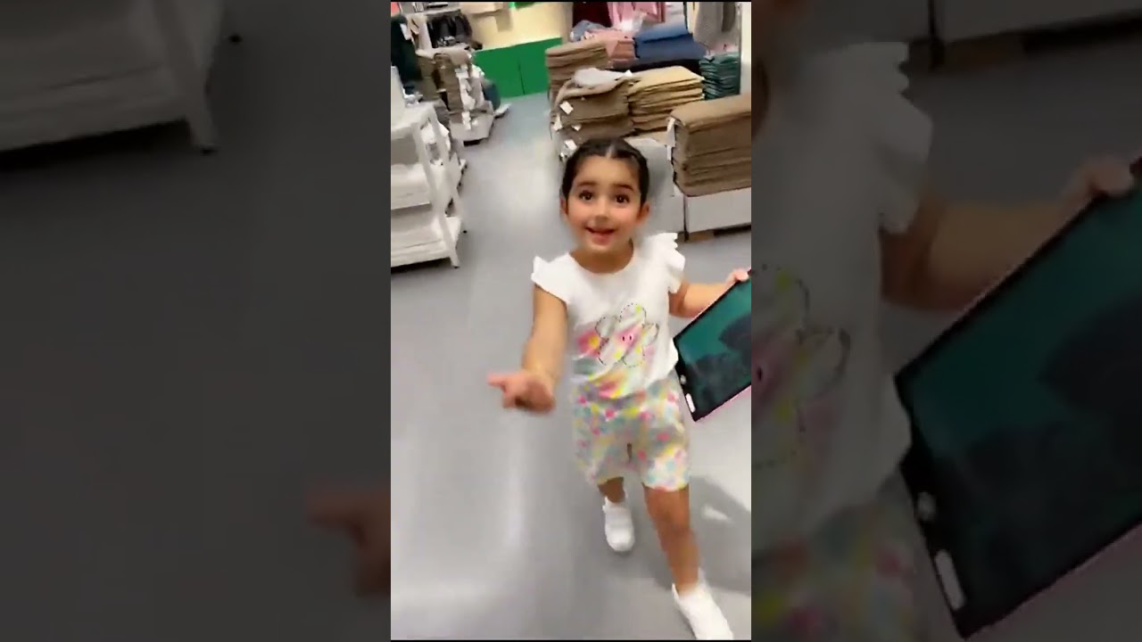 عائلة نور دياب وعصام| نور طالعه مع الاولاد تشتري العاب وبعض الاشياء من الماركت #نور_دياب #عصام_ونور