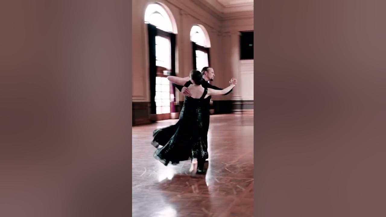One of my favourite Waltz songs to dance to 😍
