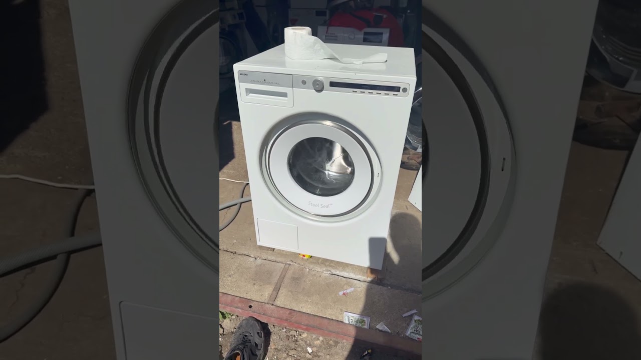 Asko on service mode whit one towel in the drum