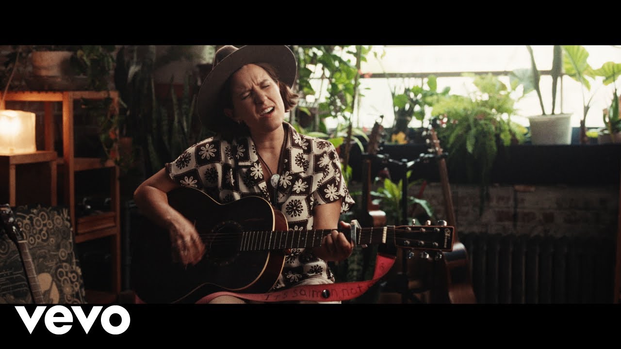 Watch Sarah Vanderzon - Hey Partner (Live From The Loft) on YouTube Watch Sarah Vanderzon - Hey Partner (Live From The Loft) on YouTube