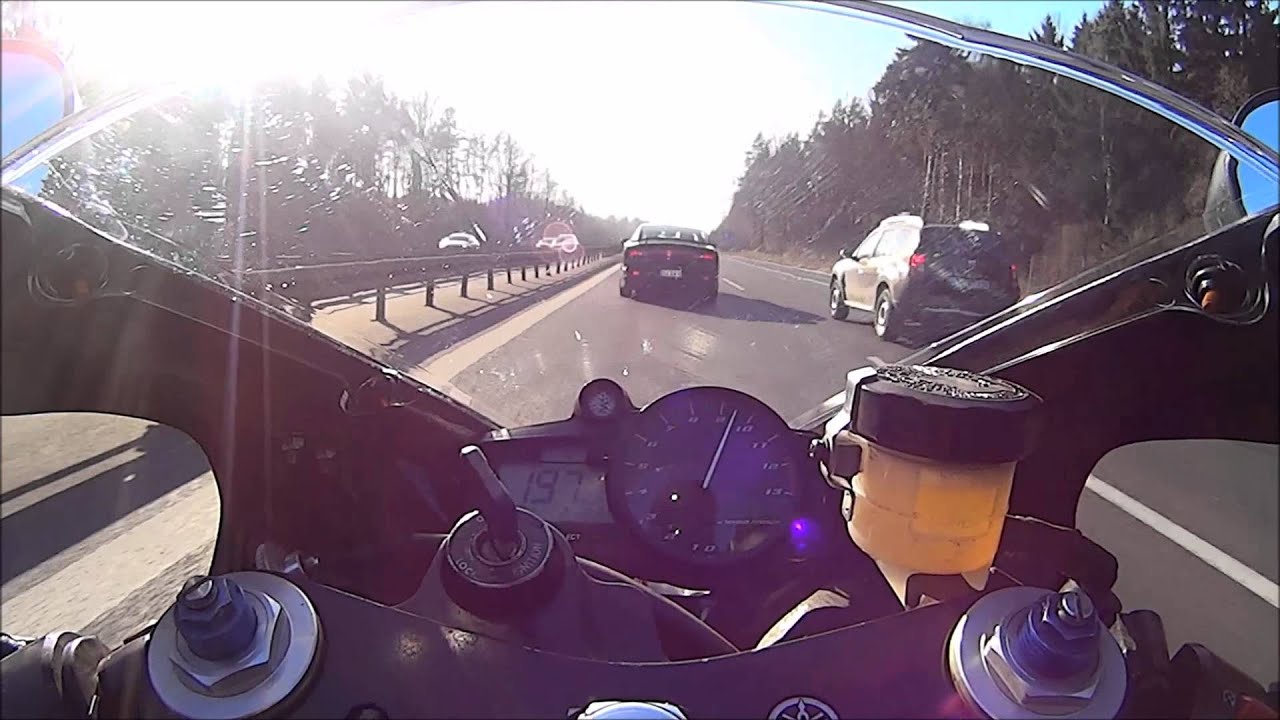 Yamaha R1 - On Autobahn A4 - 03.2014 - Speed Attack Eastside - YouTube