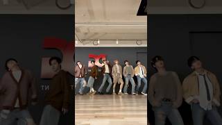 퇴근길 가벼운 발걸음 walk walk walk 🚶‍♂️🚶‍♂️🚶‍♂️