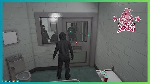 Future calls out officer for checking his phone and tablet | NoPixel 4.0 GTA RP | RP Clips Hub