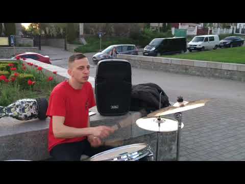 Видео: Street drummer  Madcon - Beggin drum cover #drumcover #drums #drummer #streetdrummer #madcon #beggin
