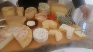 Chariot des fromages a La Bastide de Saint Antoine ***** R&C Grasse (F) PACA Best Lunch