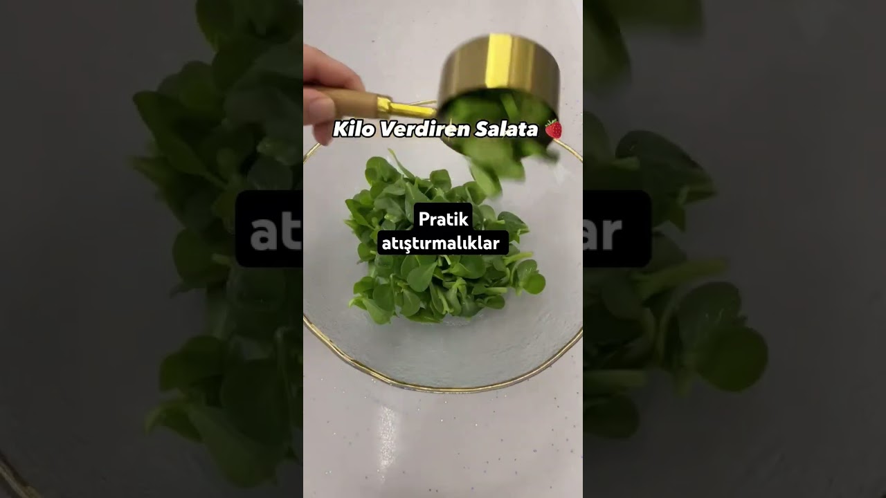 semizotu ve çilek salatası #lezzetli #pratiktarifler #sebzeyemekleri #yemektarifleri #salata #meze semizotu ve çilek salatası #lezzetli #pratiktarifler #sebzeyemekleri #yemektarifleri #salata #meze