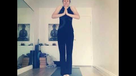 Twists and forward folds sequence.