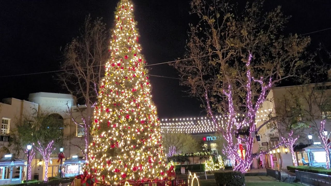 Magical Christmas walking tour of Victoria Gardens in Rancho