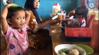 Nuruti Bumil Makan Bakso Super Pedas || Bakso Urat || Bakso Balungan #bakso  #baksobalungan