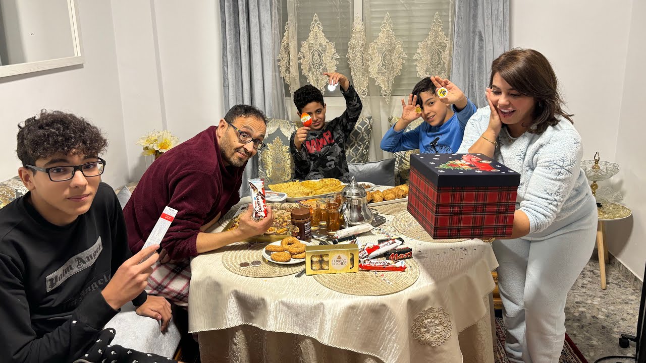 أكبر هدية 🎁 لمن غادي تهديها جنيدة وشنوا قال عبد الوهاب في حقوا