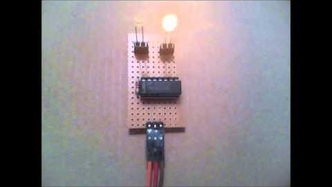 Arduino 8 functions 2 LEDs one data pin