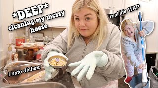 CLEANING MY MESSY HOUSE *bring a bucket & a mop for this WAP* | vlogmas day 23